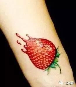 最新吃瓜网红纹身图片高清