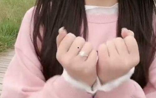 某网红吃瓜被骂事件